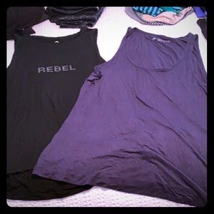 Workout tanks. Noli and beyond yoga size large